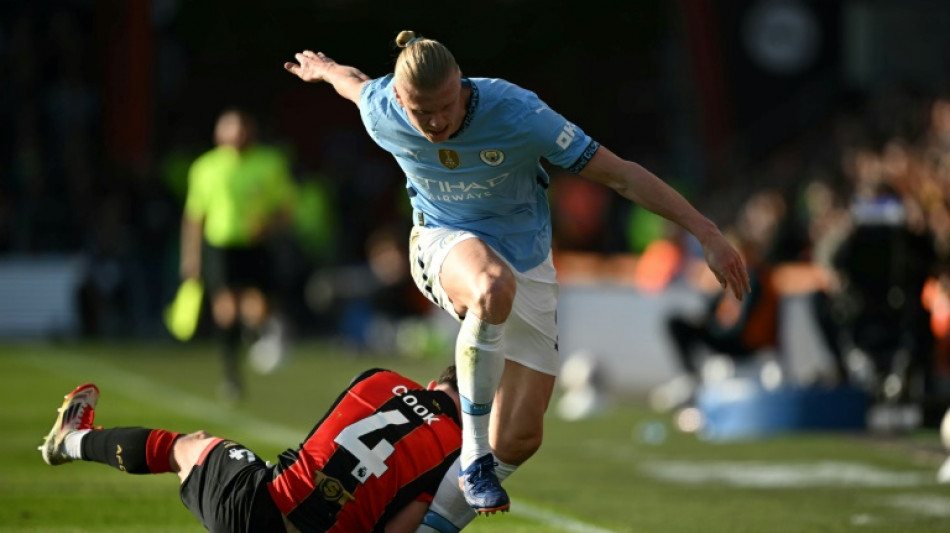 Lesionado, Haaland ser&aacute; desfalque no City por per&iacute;odo 'de 5 a 7 semanas', diz Guardiola