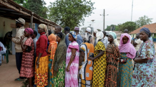 Von Staatsstreichen gezeichnetes Guinea-Bissau wählt Präsidenten und Parlament