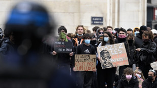 "R&eacute;former la police de la cave au grenier" : les relations tumultueuses entre LFI et les policiers