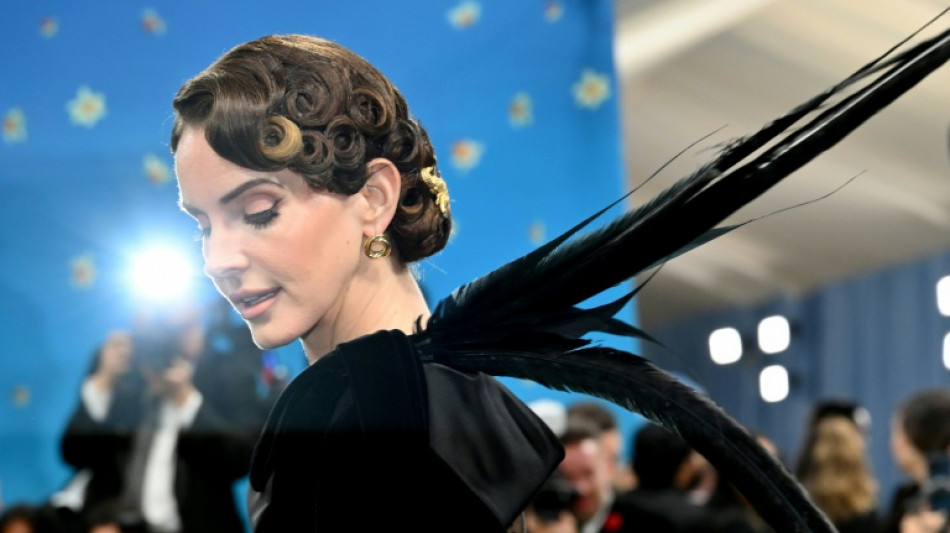 Lana del Rey interpreta m&uacute;sica-tema de novo jogo de James Bond, '007 First Light'