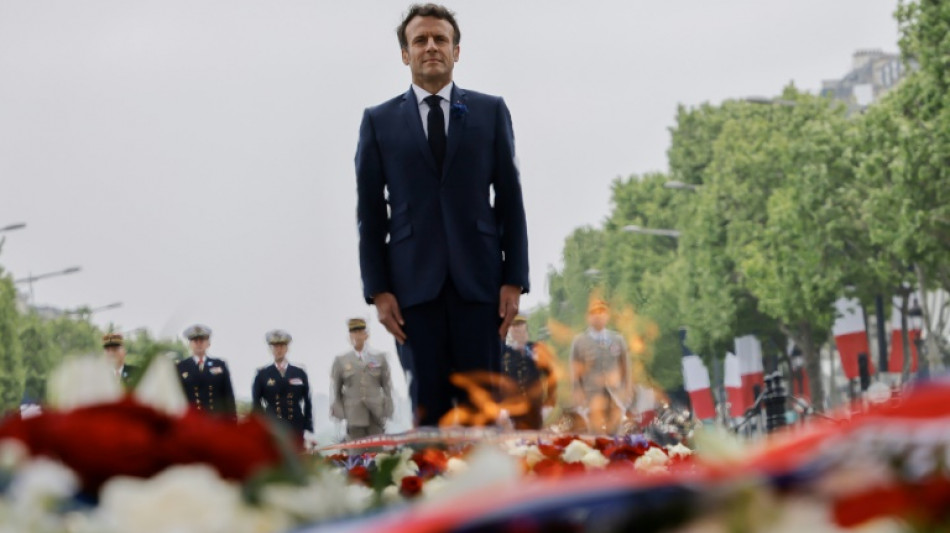 Emmanuel Macron comm&eacute;more la Victoire du 8 mai 1945 dans un contexte particulier