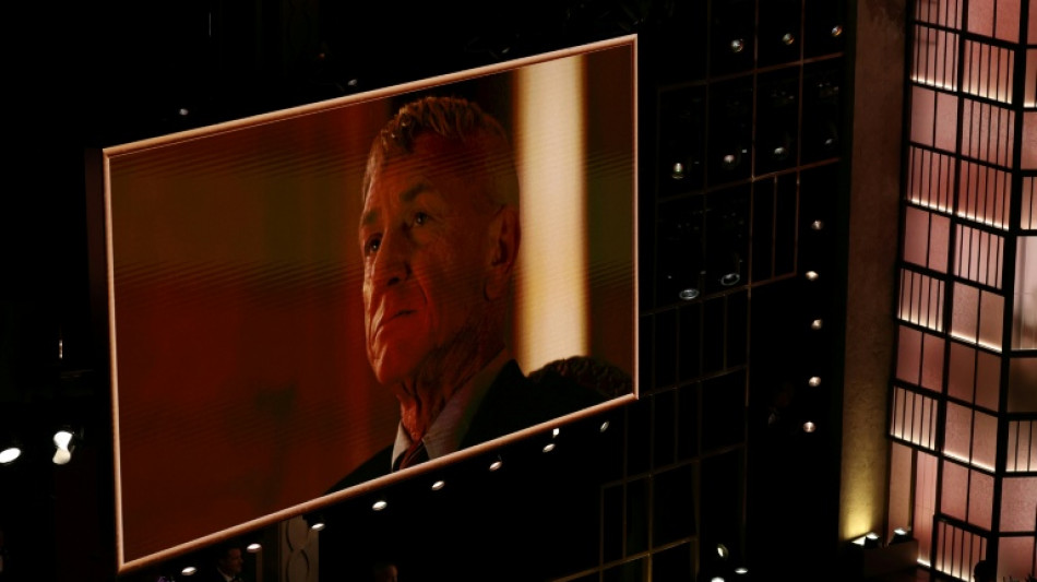 L'acteur am&eacute;ricain Sean Penn, laur&eacute;at d'un Oscar dimanche, est &agrave; Kiev, selon un haut responsable ukrainien &agrave; l'AFP