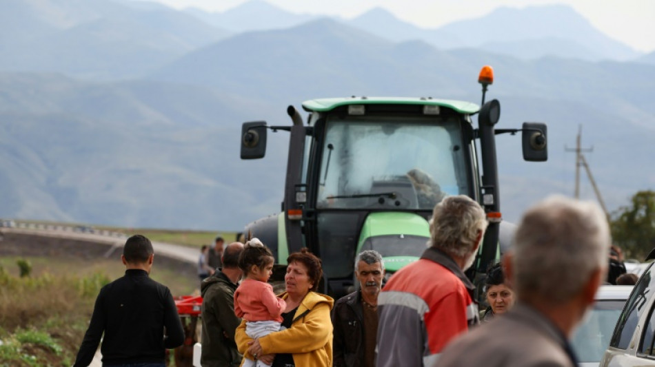 Armenia afirma que registr&oacute; 42.500 refugiados procedentes de Nagorno Karabaj