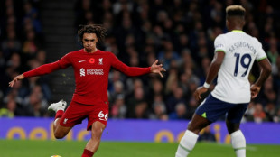 Klopp confident Alexander-Arnold can handle World Cup pressure