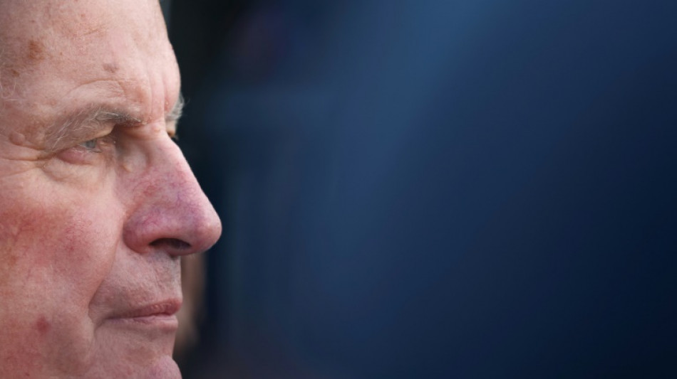 Pour Barnier, l'heure de la premi&egrave;re confrontation avec les d&eacute;put&eacute;s