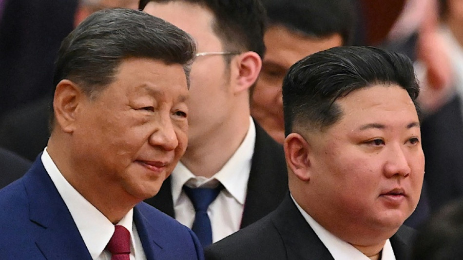 Kim diz a Xi que espera desenvolver constantemente os la&ccedil;os entre China e Coreia do Norte