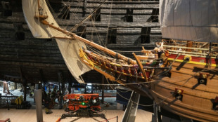 Delicada operação de restauração de navio de guerra sueco que afundou há 4 séculos 