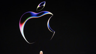 Apple pr&eacute;sente son premier casque de r&eacute;alit&eacute; virtuelle et augment&eacute;e, "Vision Pro" 