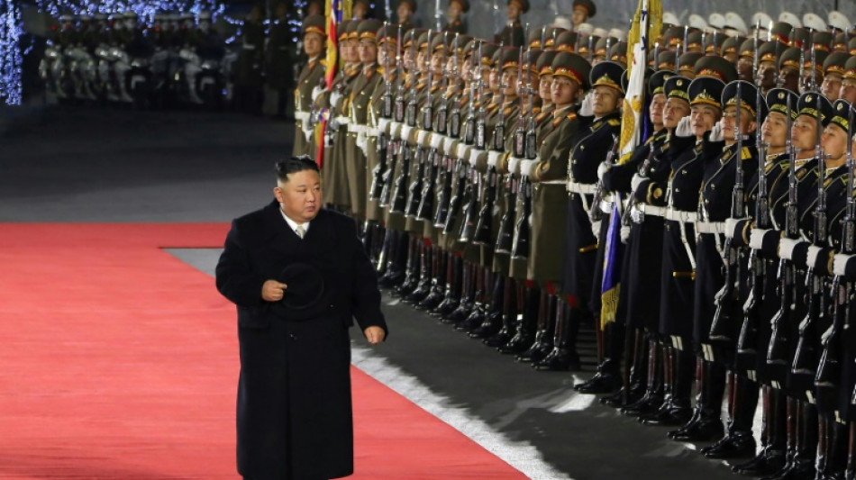 Nordkorea zeigt bei Milit&auml;rparade Rekordzahl von Interkontinentalraketen