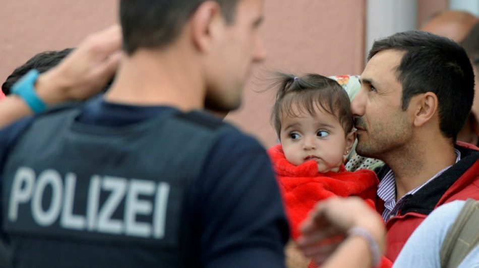 Hessens Ministerpr&auml;sident f&uuml;r bundesweite Grenzkontrollen gegen illegale Migration