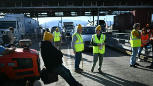 Tratores saem &agrave;s ruas na Fran&ccedil;a para dizer 'n&atilde;o ao Mercosul'