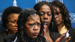 Fam&iacute;lia de mulher negra morta por policial nos EUA fecha acordo de indeniza&ccedil;&atilde;o