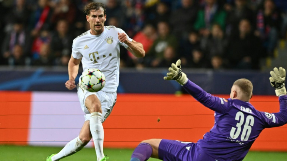Bayern see off Plzen to reach Champions League last 16