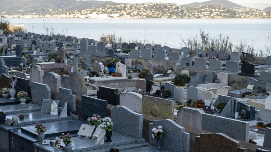 Pas d'hommage national pour Bardot, mais des obs&egrave;ques avec Le Pen et sans Macron