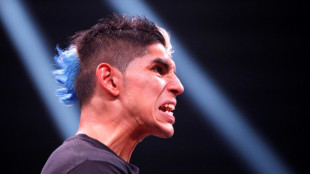 Martinez beats Ancajas in 115-pound title rematch