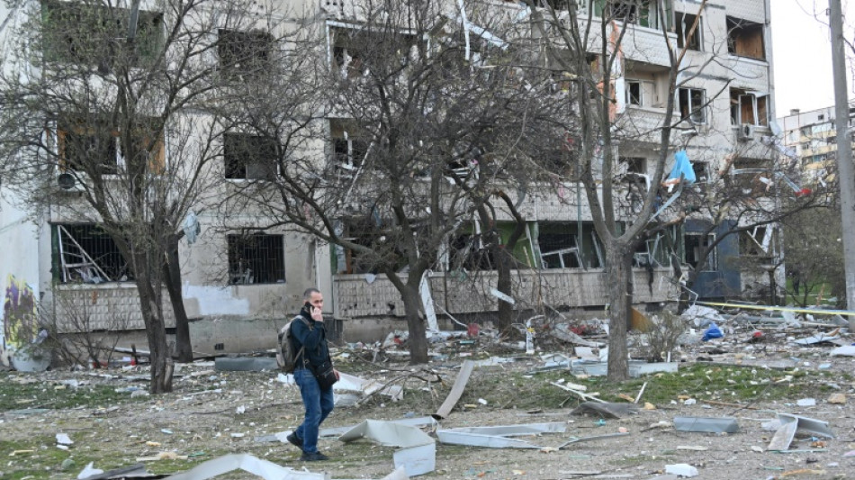 Zelensky diz que Ucr&acirc;nia respeitar&aacute; tr&eacute;gua pascal de Putin, mas denuncia viola&ccedil;&otilde;es