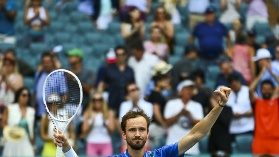 Tennis: Alcaraz et Medvedev au rendez-vous des demies &agrave; Miami, Rybakina en finale