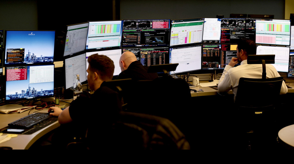 Borsa: l'Europa chiude cauta, tra Medio Oriente e Ia