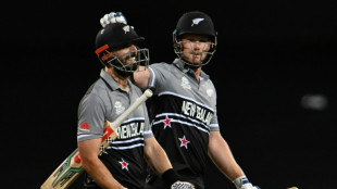 Pakistan hold New Zealand to 152-4 in T20 World Cup semi-final