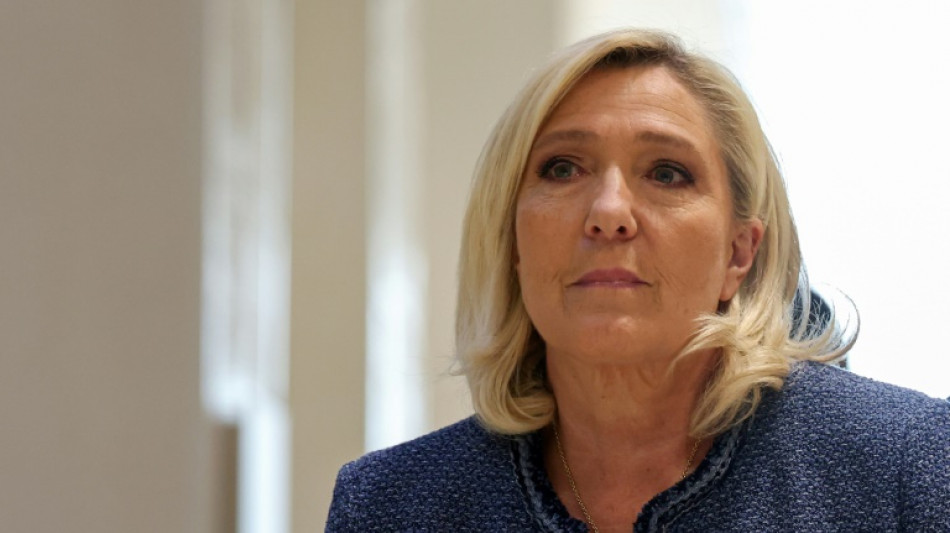 Proc&egrave;s RN: in&eacute;ligibilit&eacute; imm&eacute;diate pour Le Pen, un s&eacute;isme &agrave; deux ans de la pr&eacute;sidentielle