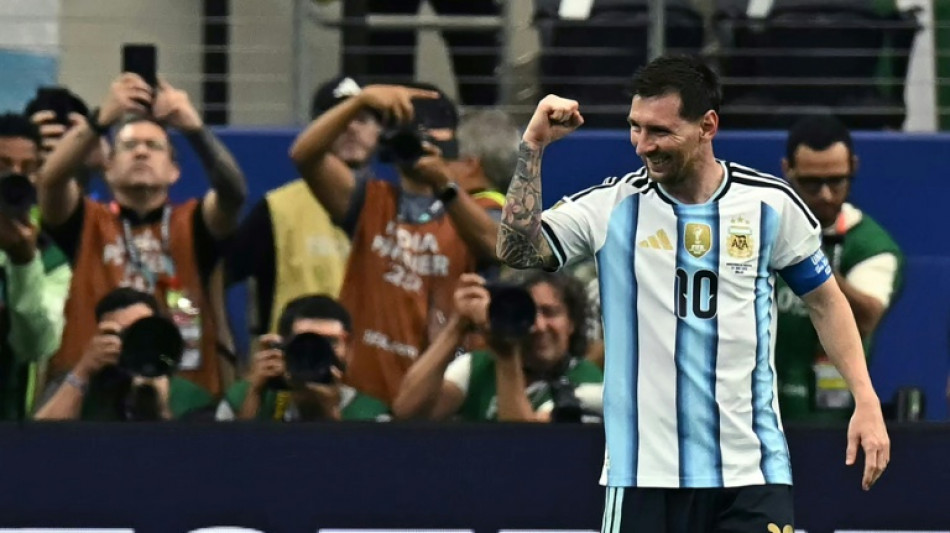 Messi completa 39 anos no topo do mundo