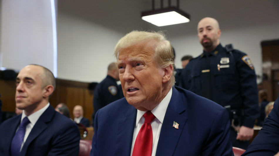 Trump, 'un presidente deve avere l'immunit&agrave;'