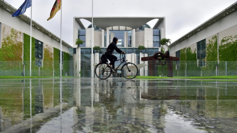 Bundesregierung sieht bei Fl&uuml;chtlingsfrage "Geld nicht im Mittelpunkt"