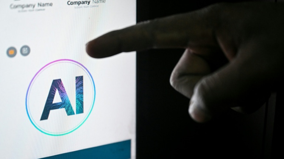 India refuerza la regulaci&oacute;n de la IA en las redes sociales