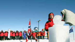 Norueguesa de 21 anos &eacute; a mais jovem a chegar sozinha ao Polo Sul