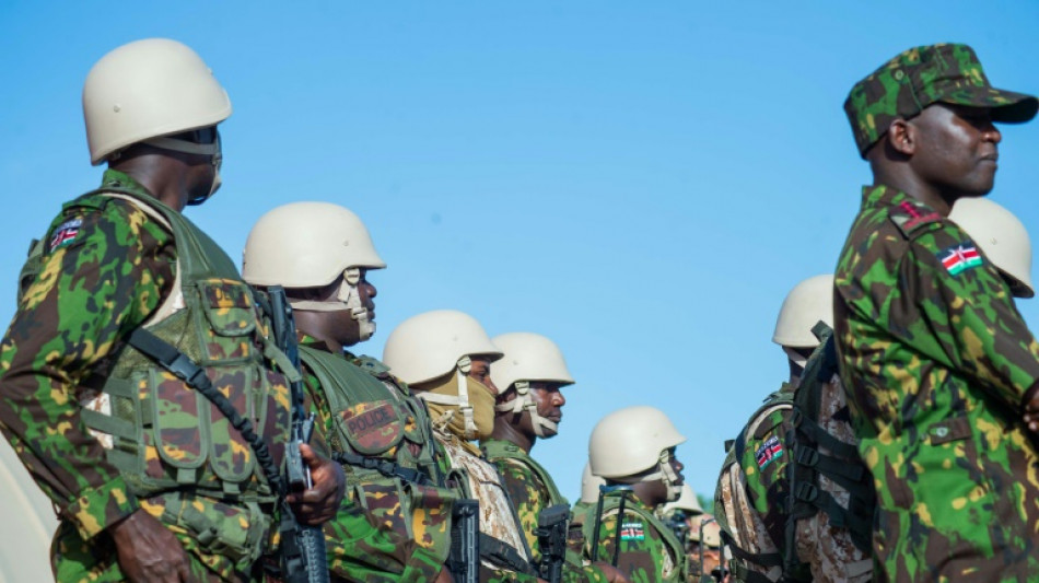 Haiti recebe mais 200 policiais quenianos da miss&atilde;o multinacional de seguran&ccedil;a