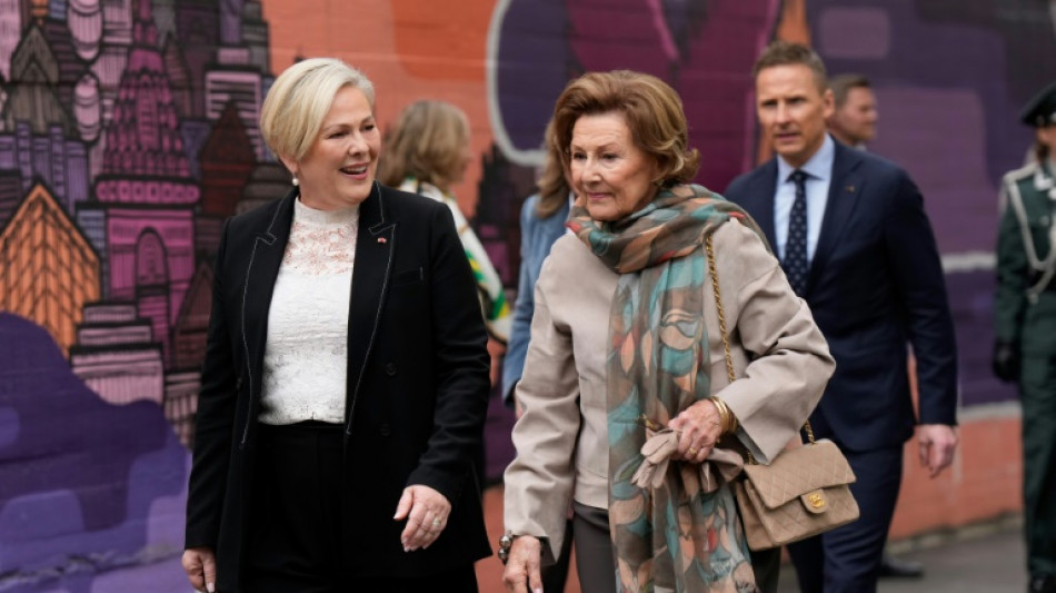 Norwegens K&ouml;nigin Sonja wegen Atemproblemen per Hubschrauber in Klinik gebracht