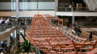 Egito restaurar&aacute; barca solar do rei Que&oacute;ps