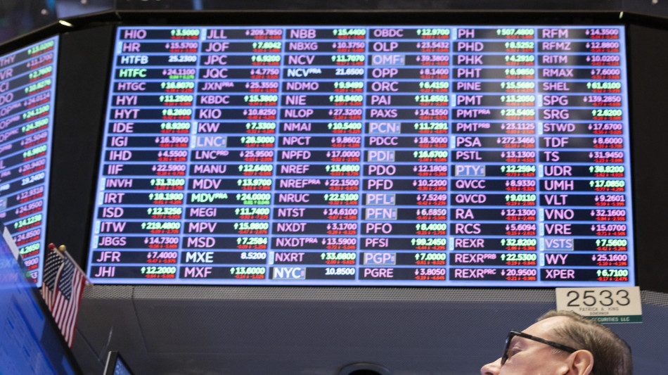 Wall Street apre cauta e guarda alla Fed, Dj +0,18%, Nasdaq -0,35%