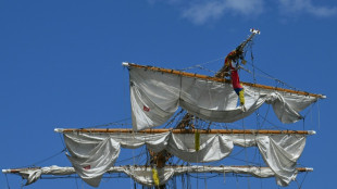 Navio-escola do M&eacute;xico sofre danos de mais de US$ 500.000 em acidente em NY