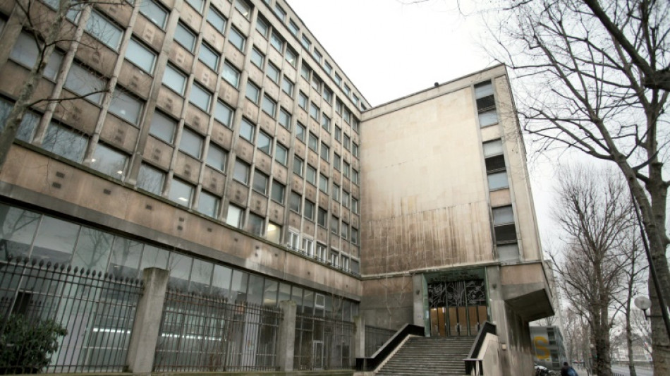 Amiante: les juges ordonnent un non-lieu dans l'affaire de l'universit&eacute; parisienne de Jussieu
