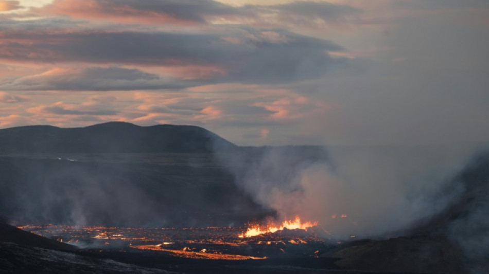 En Islande, la nouvelle &eacute;ruption attire les curieux