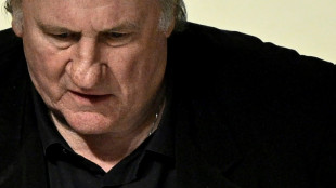 Vítimas denunciam 'apologia do sexismo' durante julgamento contra Depardieu em Paris