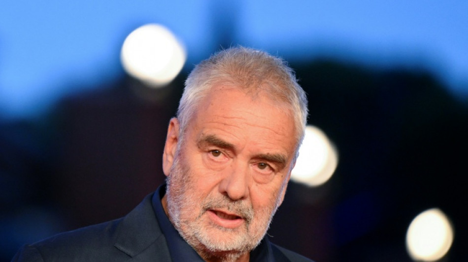 Deux chasseurs jugés pour avoir tué un cerf sur la propriété de Luc Besson