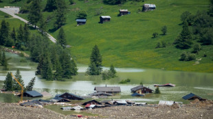Swiss officials halt further evacuations after glacier collapse