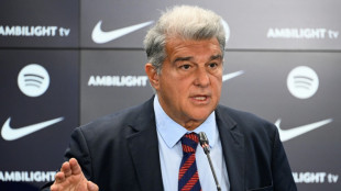 La UEFA multa al Bar&ccedil;a y al Chelsea por incumplir el fair-play financiero