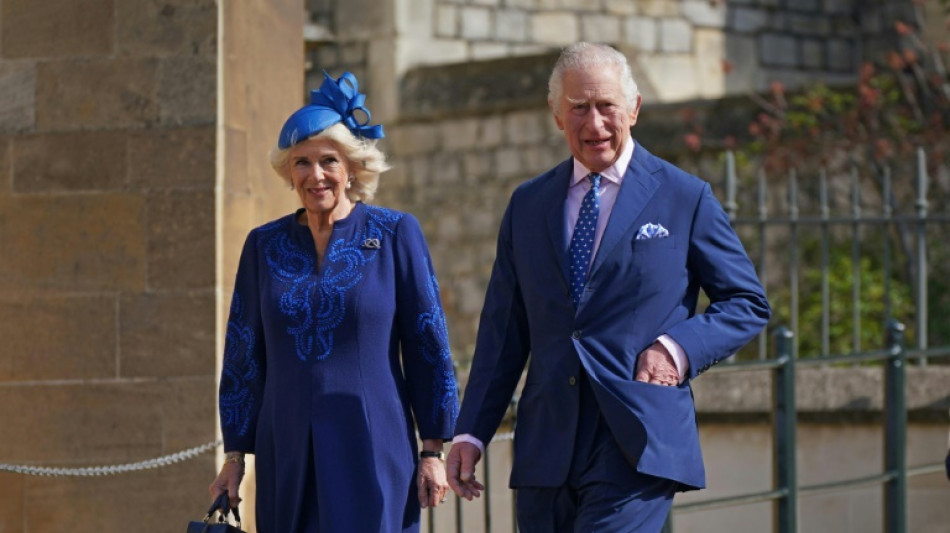 Les Britanniques favorables &agrave; la monarchie malgr&eacute; un manque d'int&eacute;r&ecirc;t des jeunes