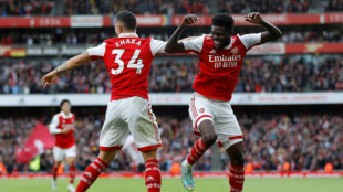 Arsenal face acid test at Chelsea, Son-less Spurs take aim at Liverpool