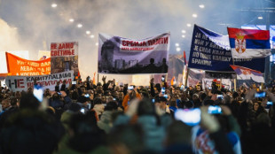 Serbische Nationalisten demonstrieren gegen EU-Friedensplan f&uuml;r den Kosovo