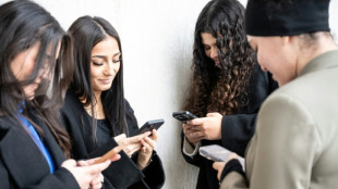 French lawmakers pass bill banning social media for under-15s