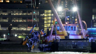 Poursuite des investigations sur le crash d'un h&eacute;licopt&egrave;re &agrave; New York qui a fait six morts