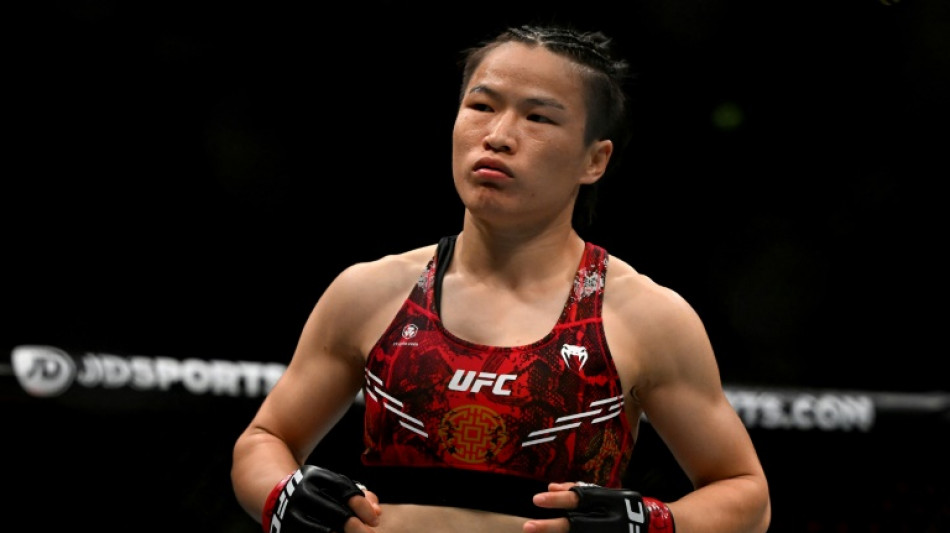 La star UFC Zhang Weili aid&eacute;e par son exp&eacute;rience d'actrice