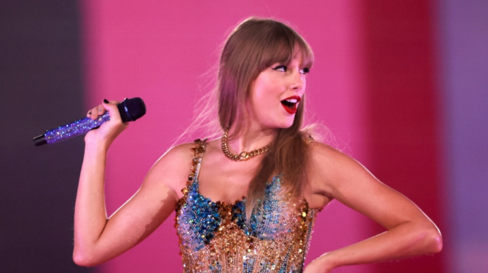 Taylor Swift entra a la era de "Showgirl" con su nuevo &aacute;lbum pop