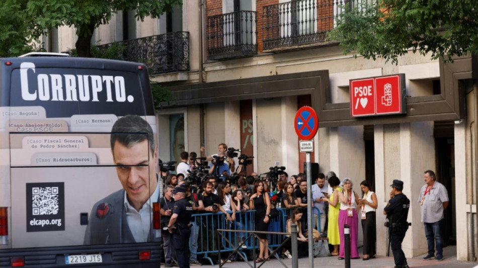 Espagne: le PSOE interdit &agrave; ses membres le recours &agrave; la prostitution