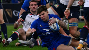 France squeeze past Italy in another Six Nations thriller