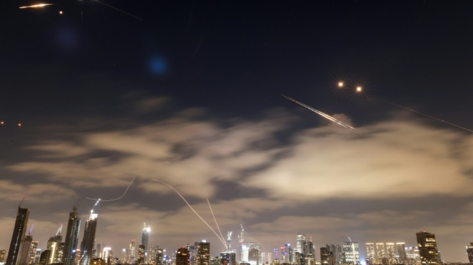 Neue israelische Angriffswelle und weitere iranische Gegenangriffe